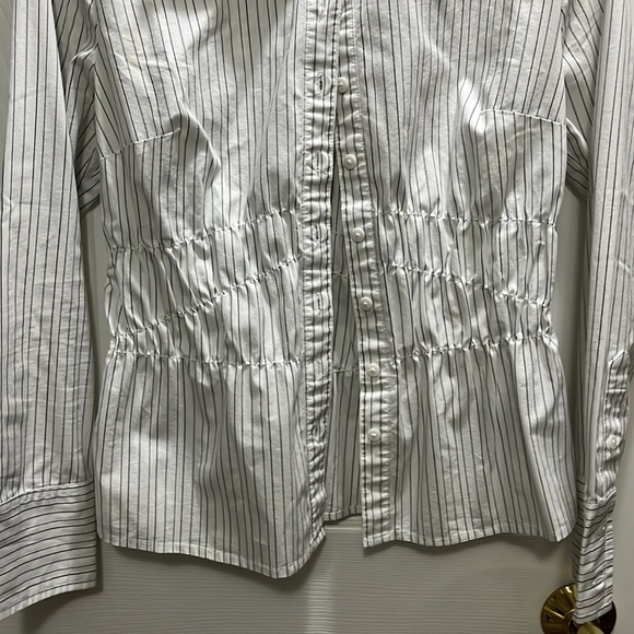 Button down - Picture 2 of 5